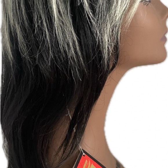 Wig - Picture 6 of 12